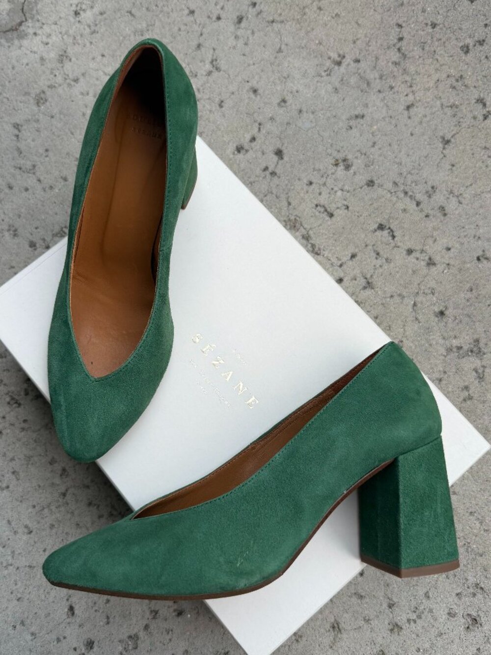 Sézane Rue Saint-Fiacre Green Suede Block Heel Pumps EU 38 / US 7